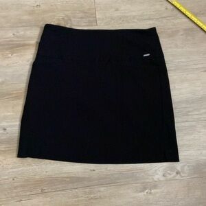 S.C. & Co skort! Front pockets, well made, like new!